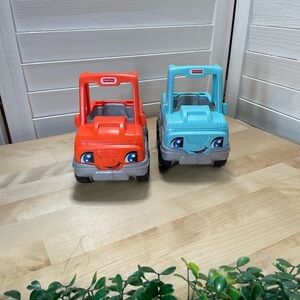 Fisher-Price Little People Orange and Blue Smiling Toy Cars
